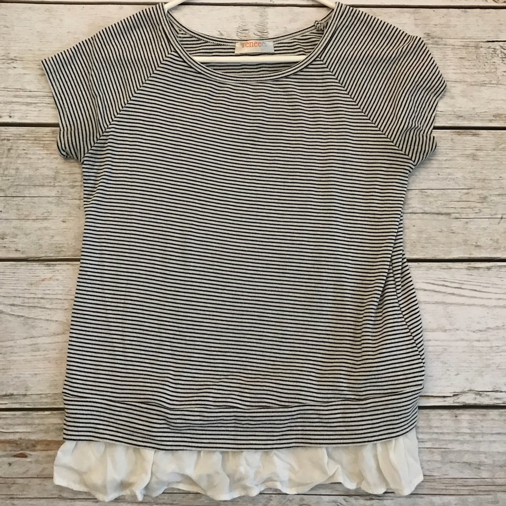 Ruffle bottom striped Tee
